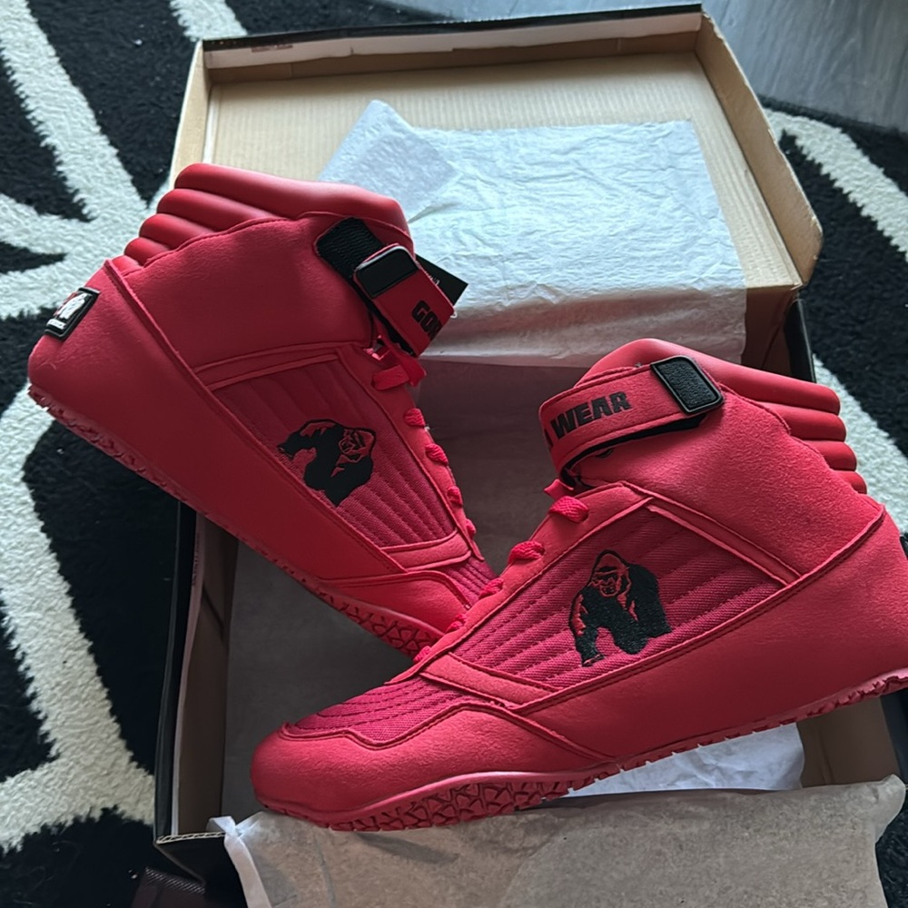 Gorilla Wear High Tops Unisex